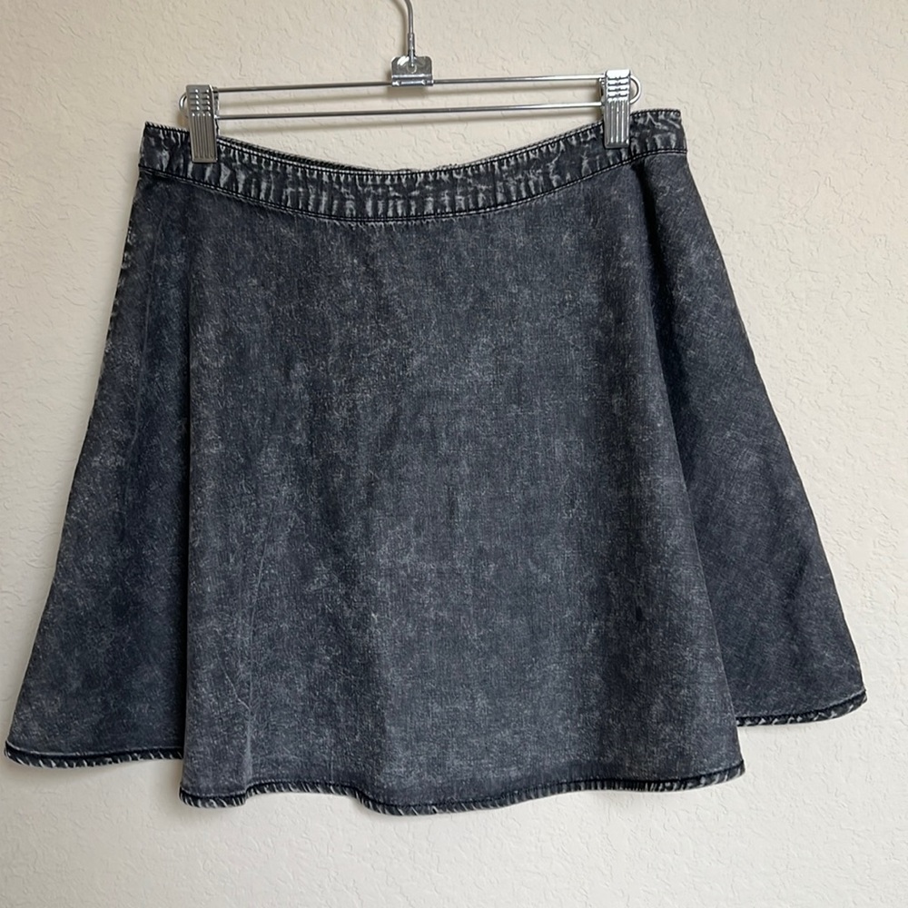 Forever 21 Black Distress Flare Mini Skirt